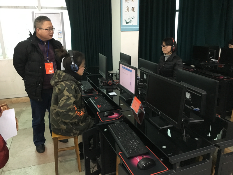 1513561643047056338.png 图三、考生在机辅测试机房进行测试.png