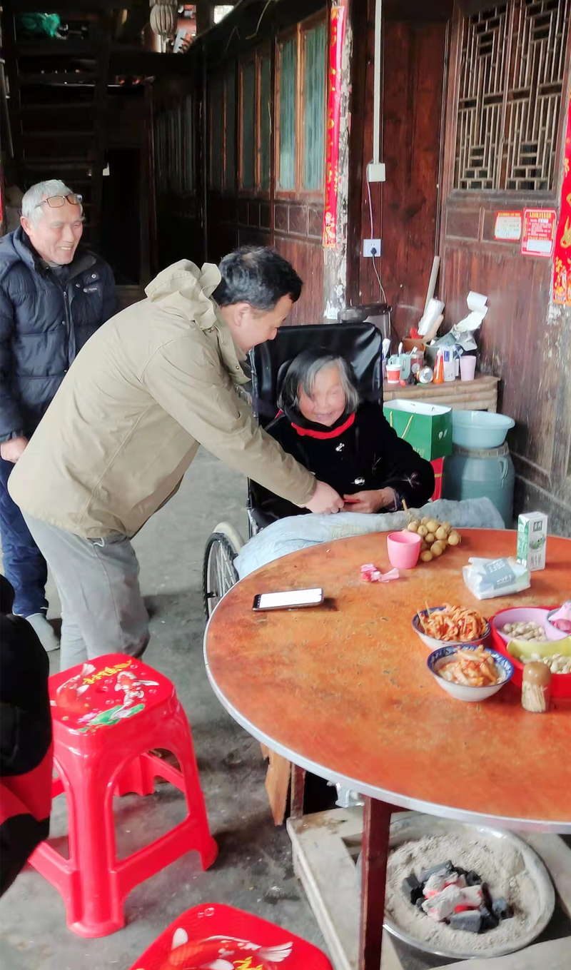 1644508275509007570.jpg 5fb92e6d5c1ba0be3180254e6bfe9e2.jpg